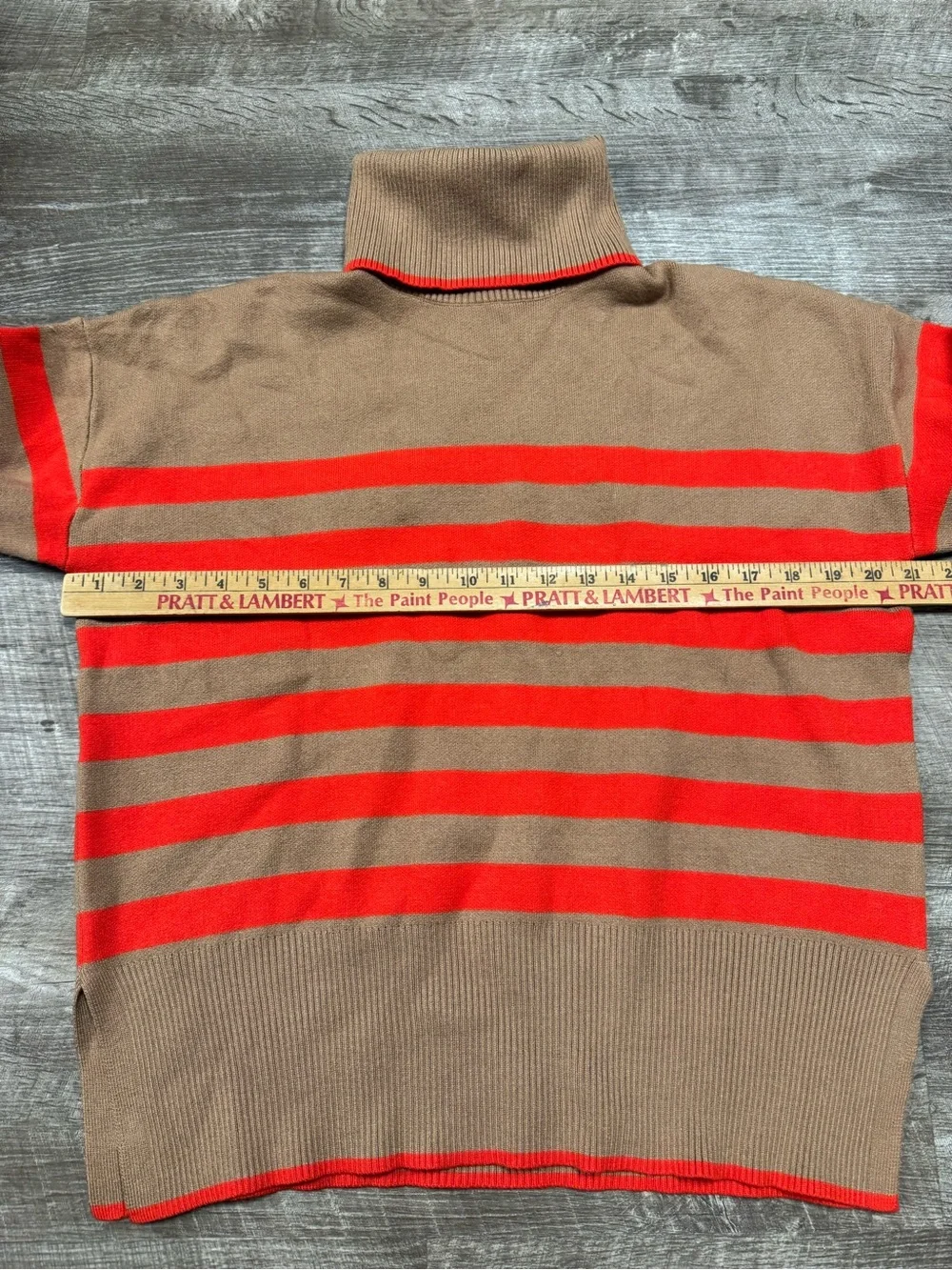 Tahari Red & Brown Striped Turtleneck Sweater Size Medium